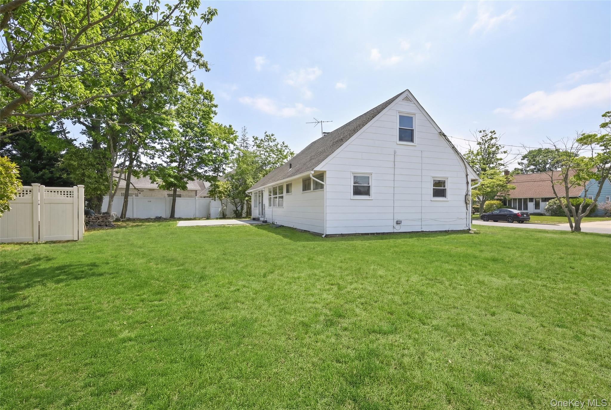 Single Family Foxdale  Nassau County, NY 11572, MLS-984304-24