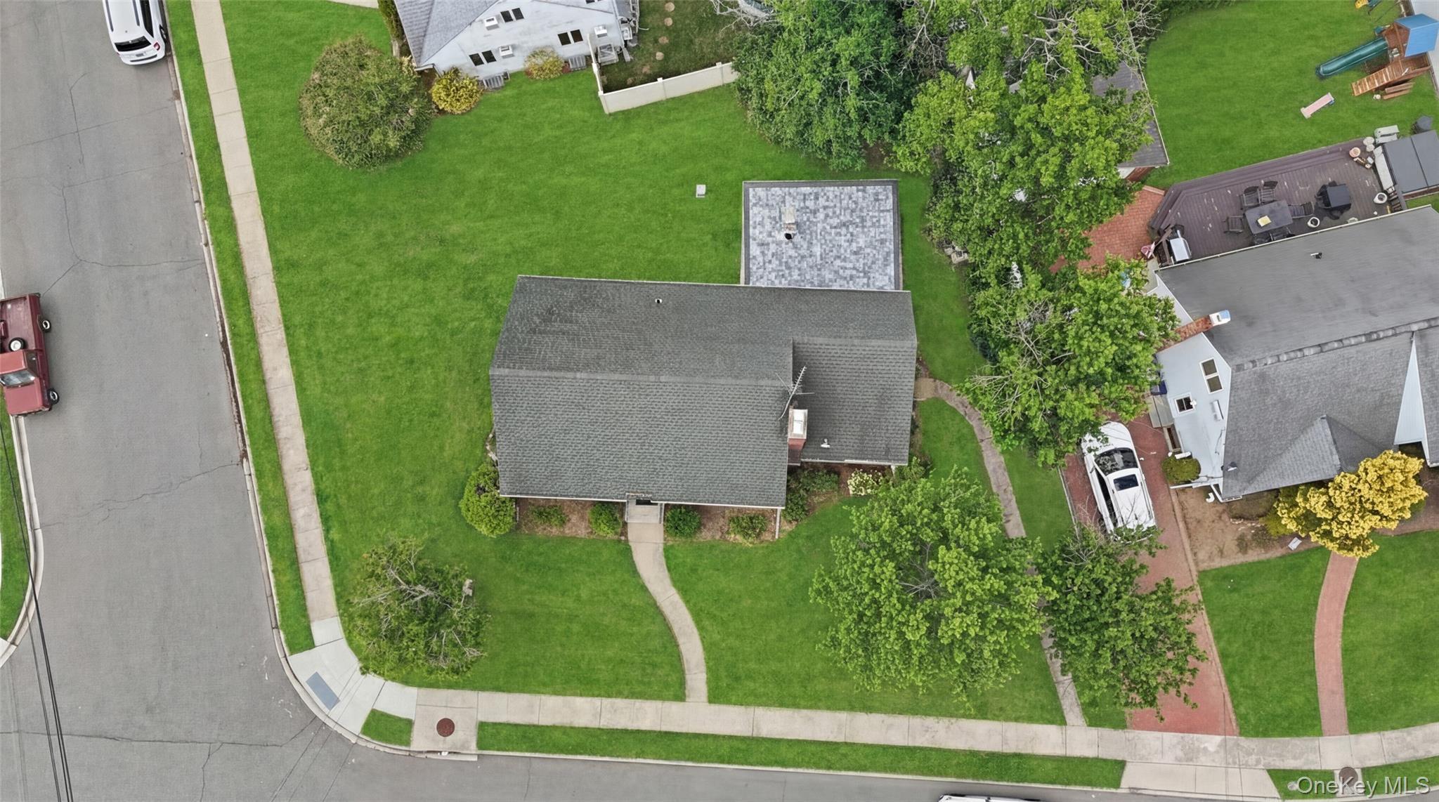 Single Family Foxdale  Nassau County, NY 11572, MLS-984304-30
