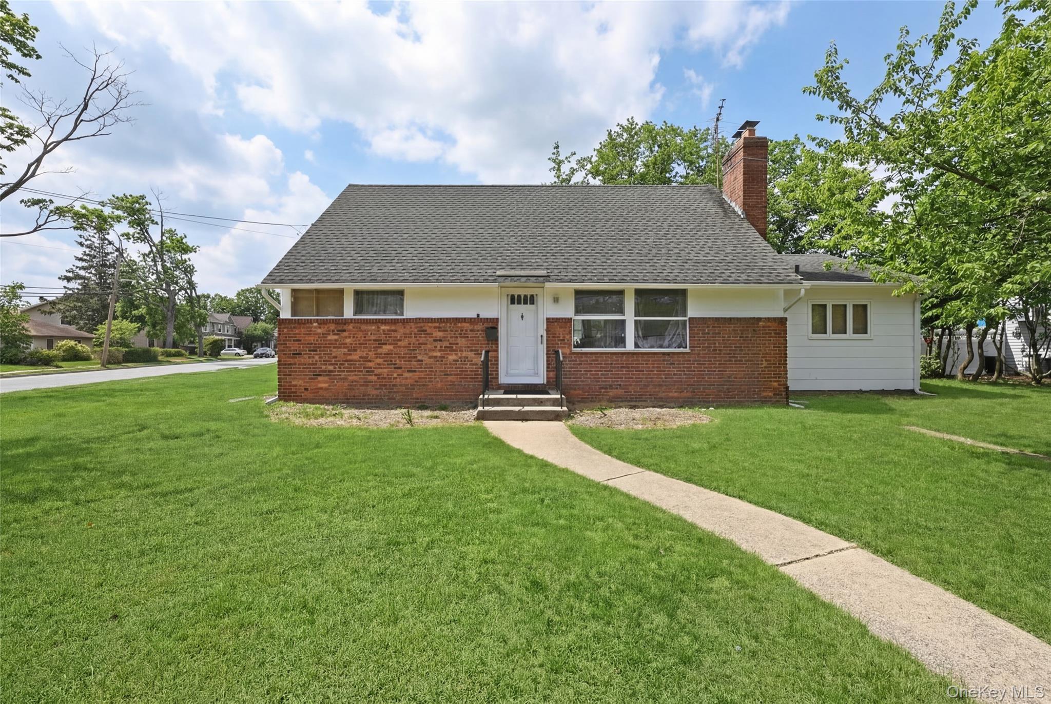 Single Family Foxdale  Nassau County, NY 11572, MLS-984304-31