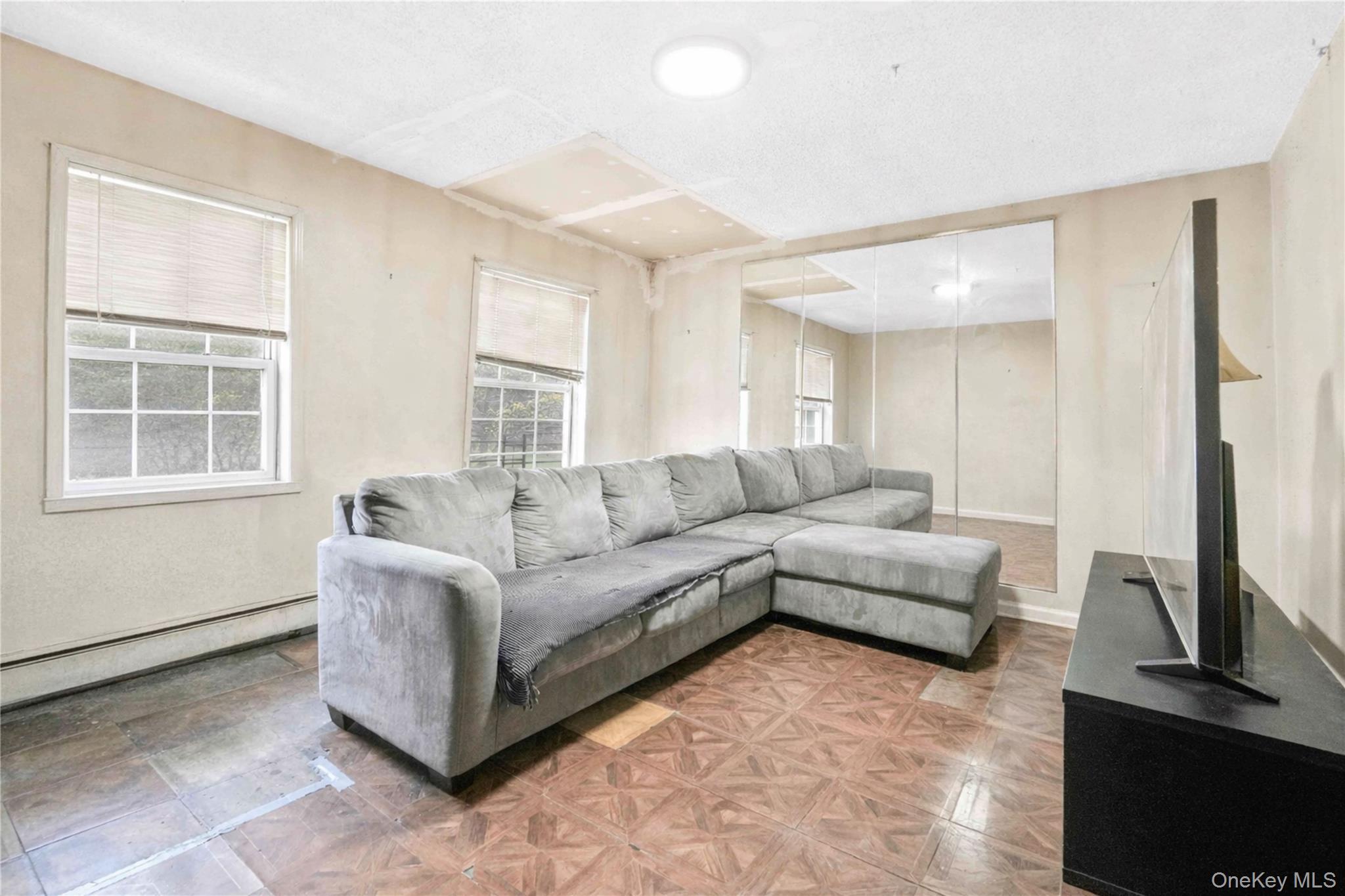 Single Family Seward  Bronx, NY 10473, MLS-984313-16