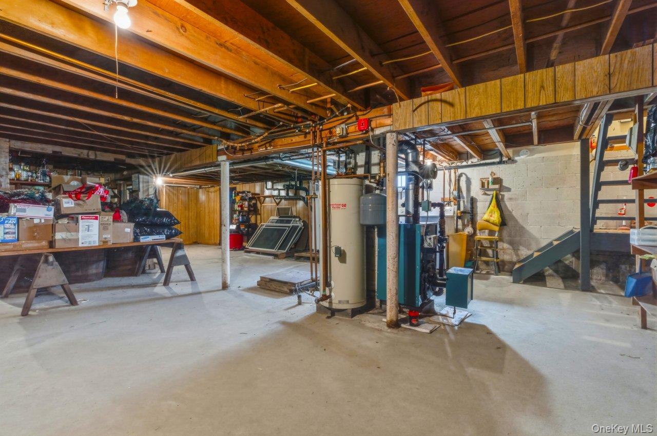 Single Family State Route 416  Orange County, NY 12549, MLS-984326-37