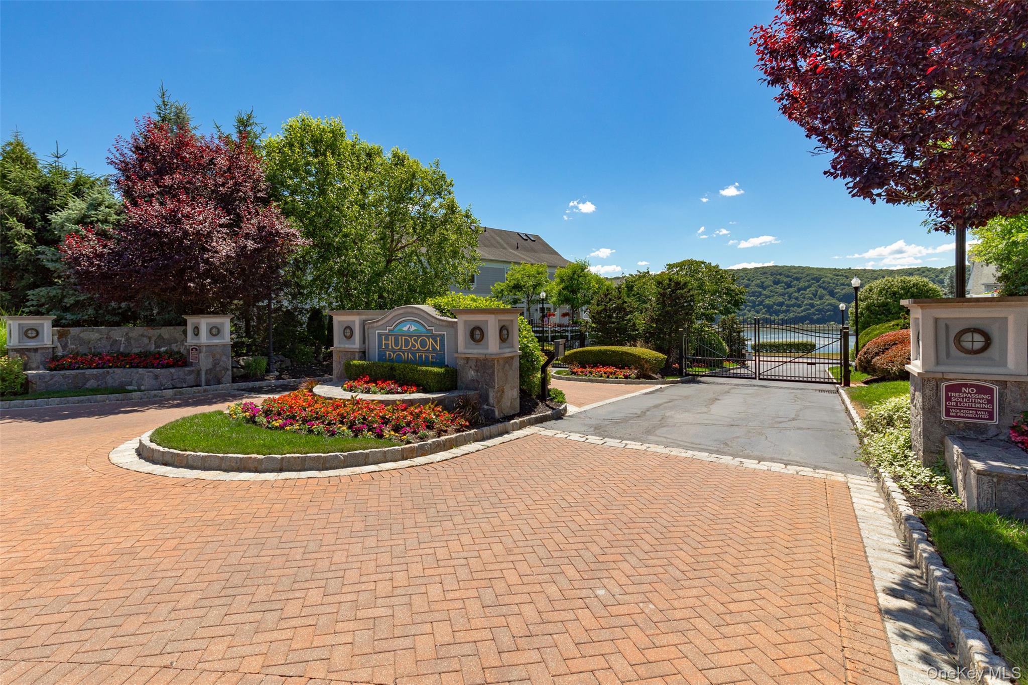 Condo Hudson Pointe  Dutchess County, NY 12601, MLS-984346-30