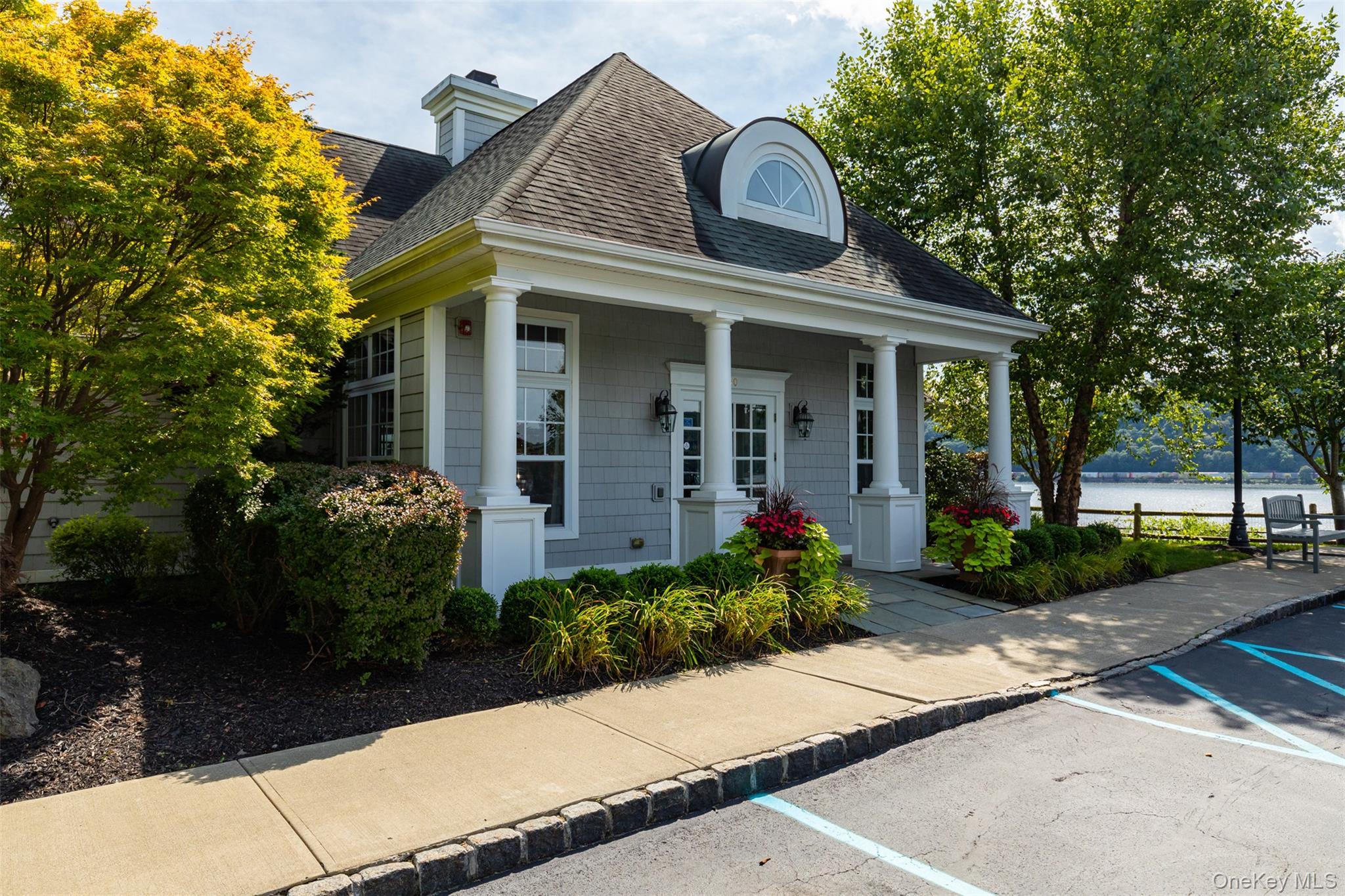 Condo Hudson Pointe  Dutchess County, NY 12601, MLS-984346-31