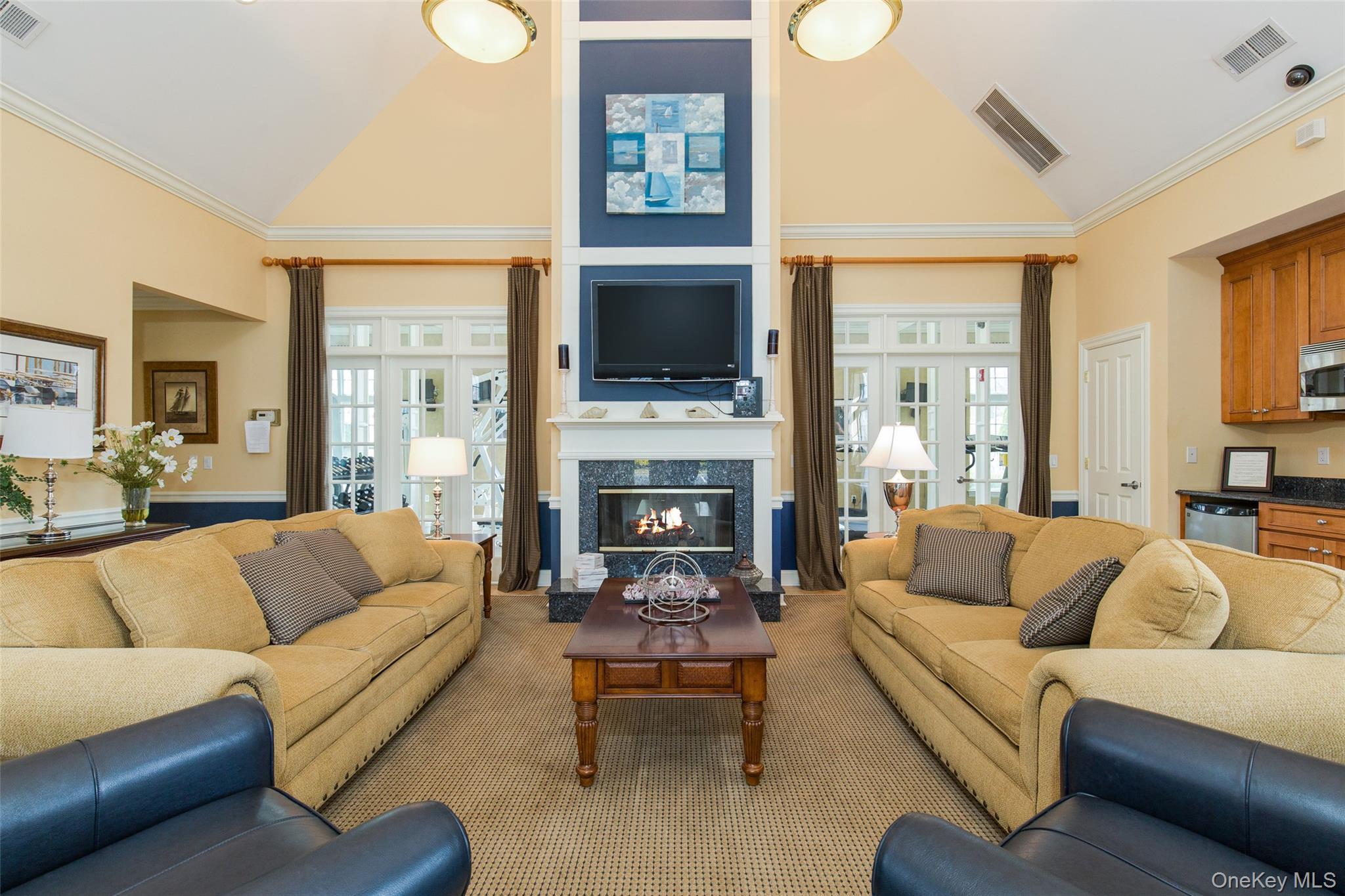 Condo Hudson Pointe  Dutchess County, NY 12601, MLS-984346-34