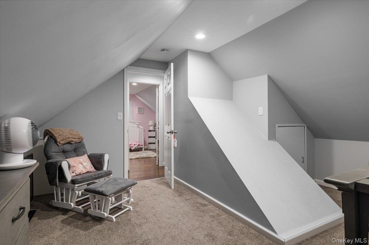 Single Family 37  Suffolk County, NY 11757, MLS-984390-16