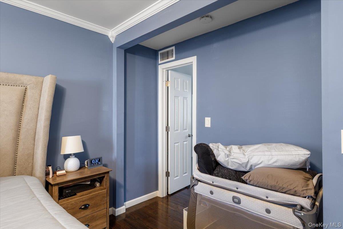 Single Family 37  Suffolk County, NY 11757, MLS-984390-7