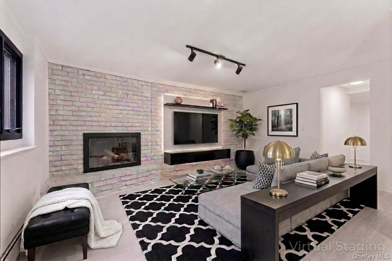 Single Family Veronica  Suffolk County, NY 11787, MLS-984398-29