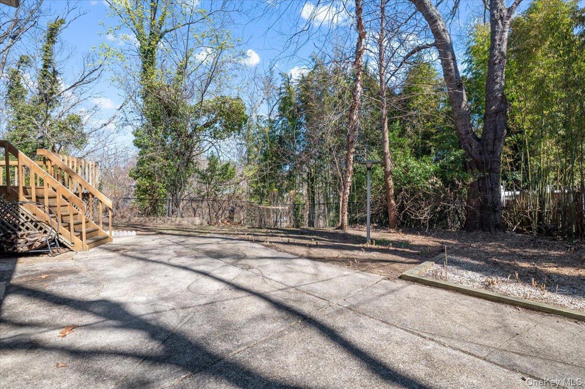 Single Family Veronica  Suffolk County, NY 11787, MLS-984398-40