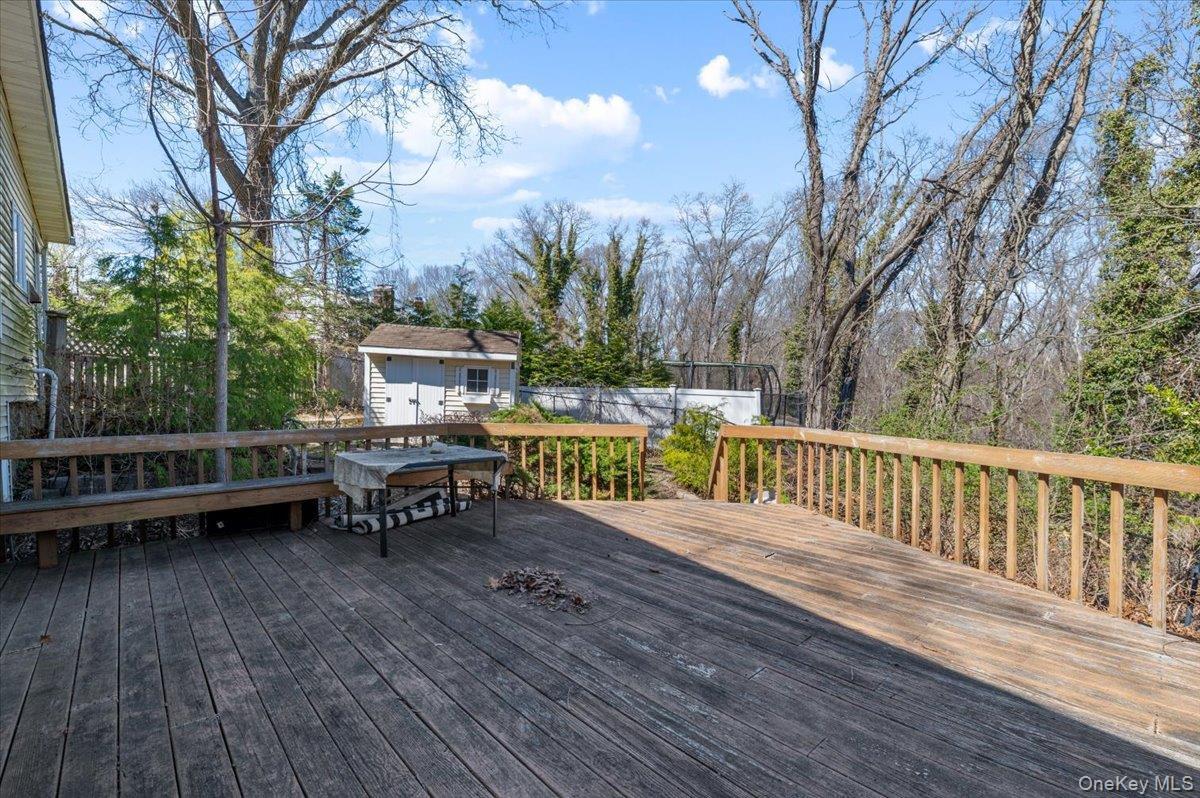 Single Family Veronica  Suffolk County, NY 11787, MLS-984398-42