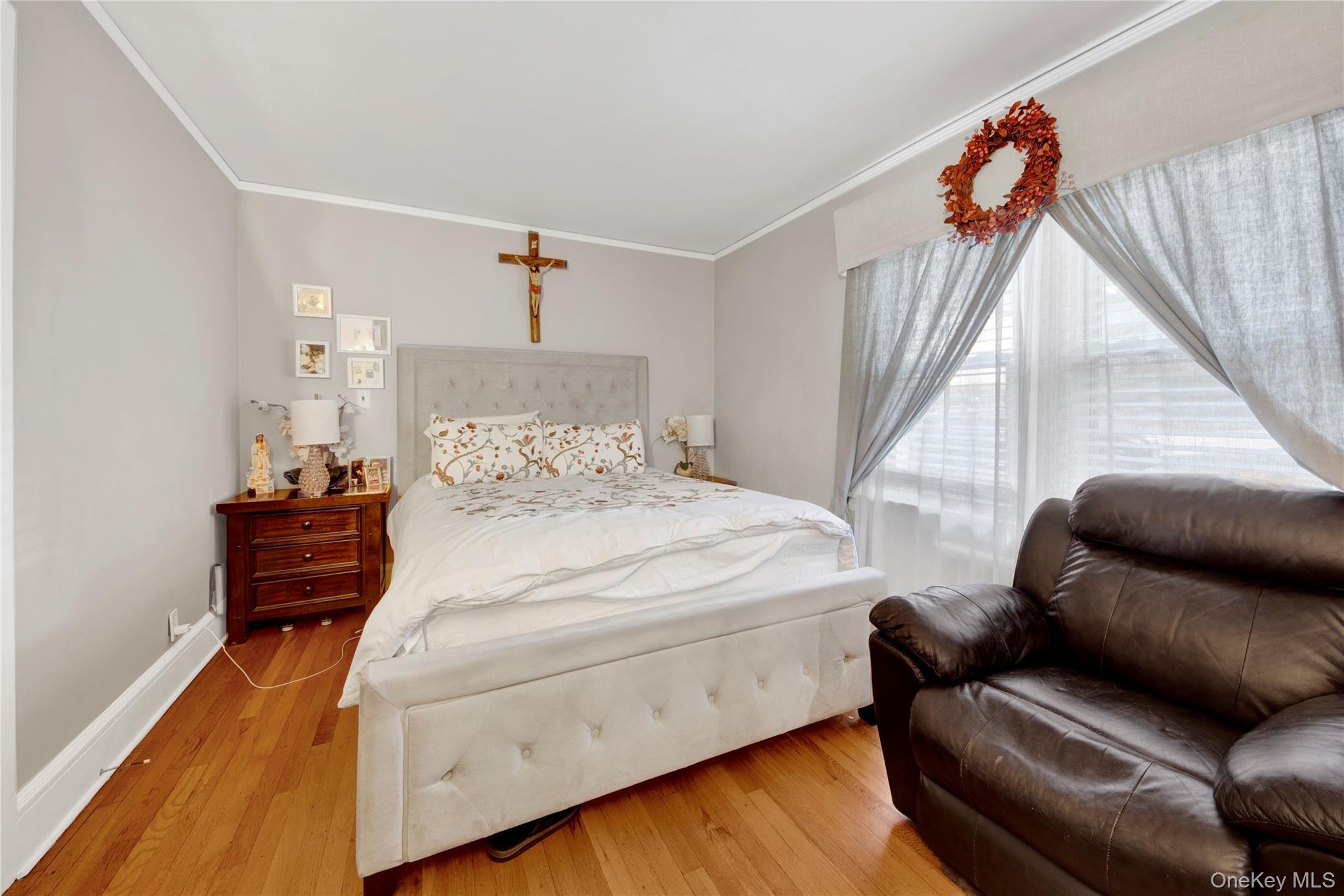 Single Family Park  Westchester County, NY 10603, MLS-984427-7