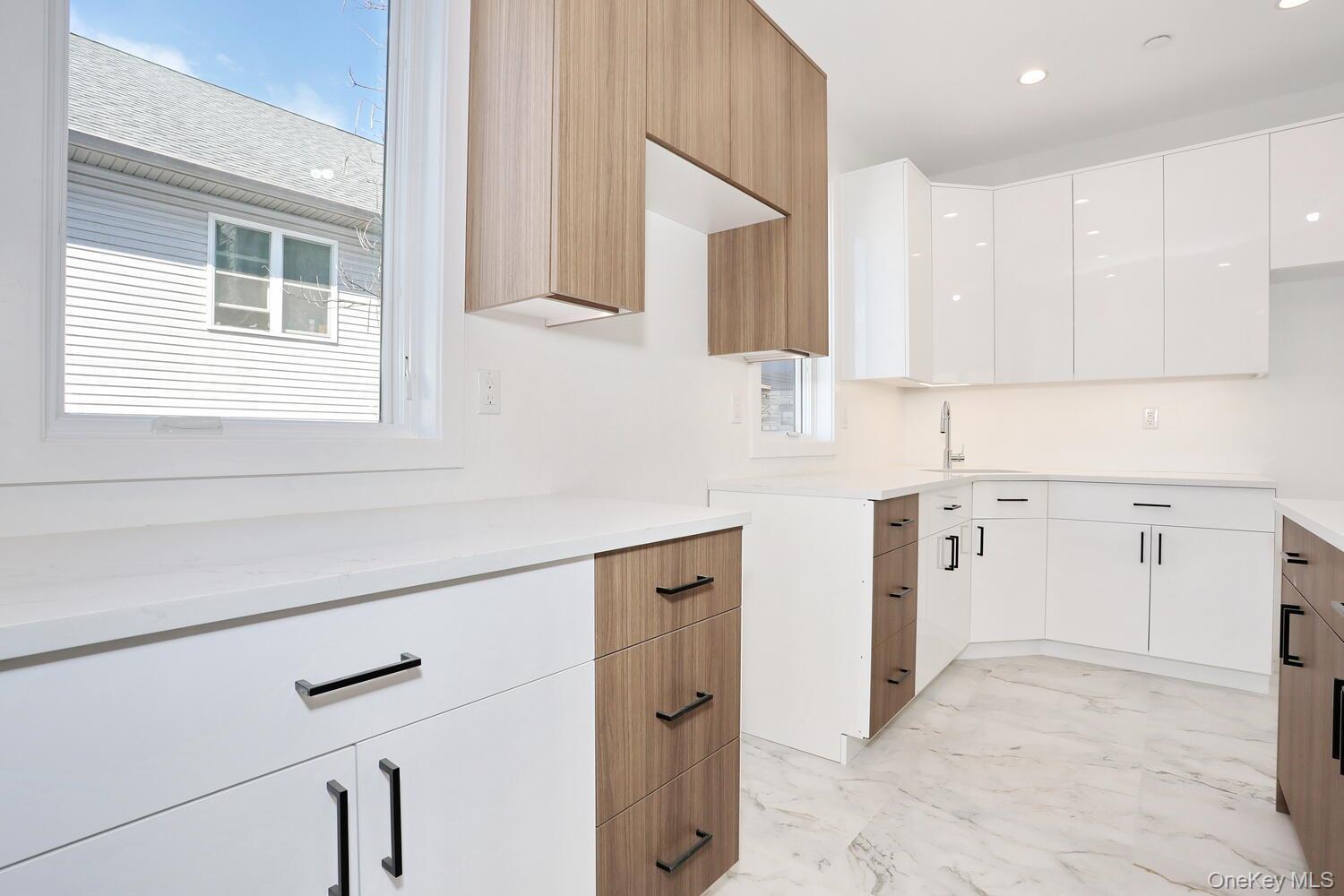 Condo Ewing  Rockland County, NY 10977, MLS-984448-12