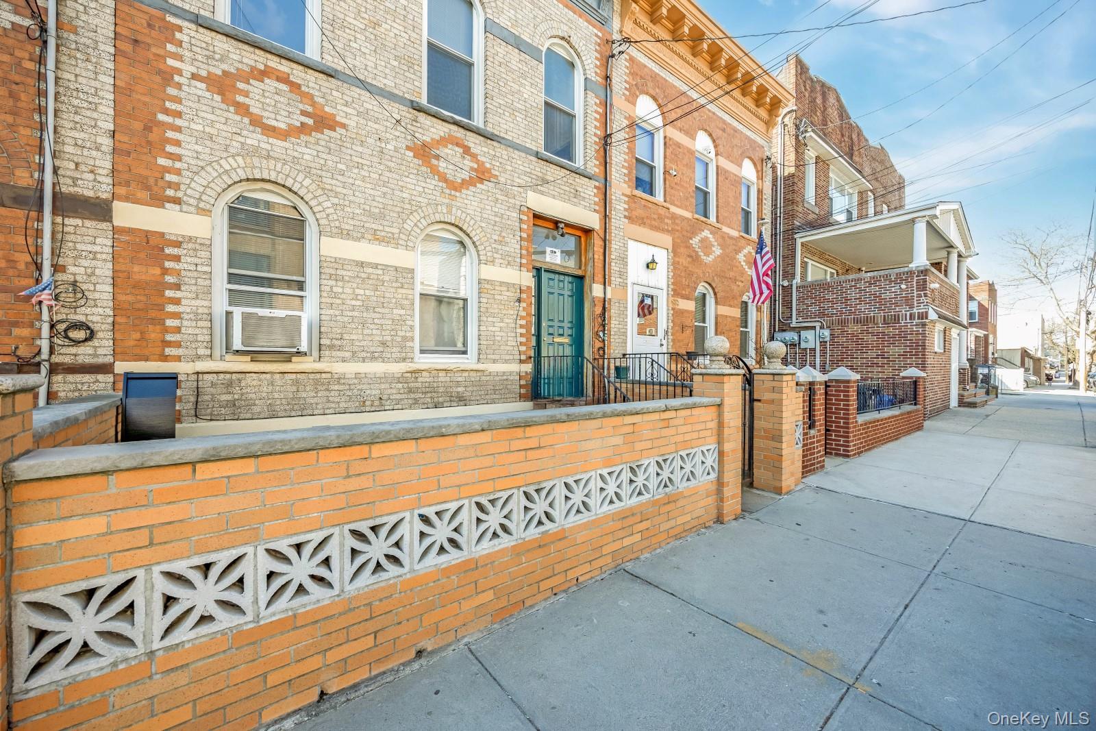 Single Family 67th Queens, NY 11379, MLS-984458-2