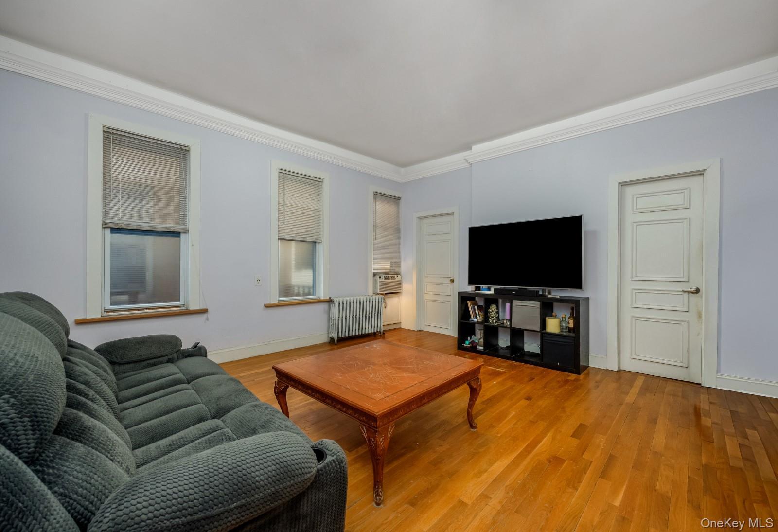 Single Family 67th Queens, NY 11379, MLS-984458-4