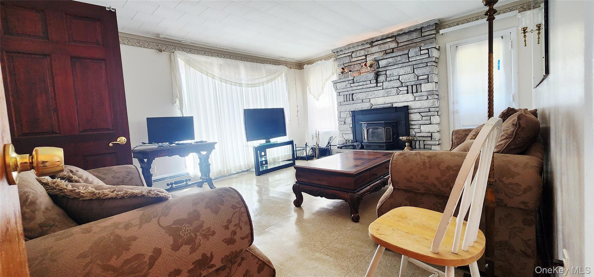 Single Family Sackett Lake  Sullivan County, NY 12701, MLS-984471-19