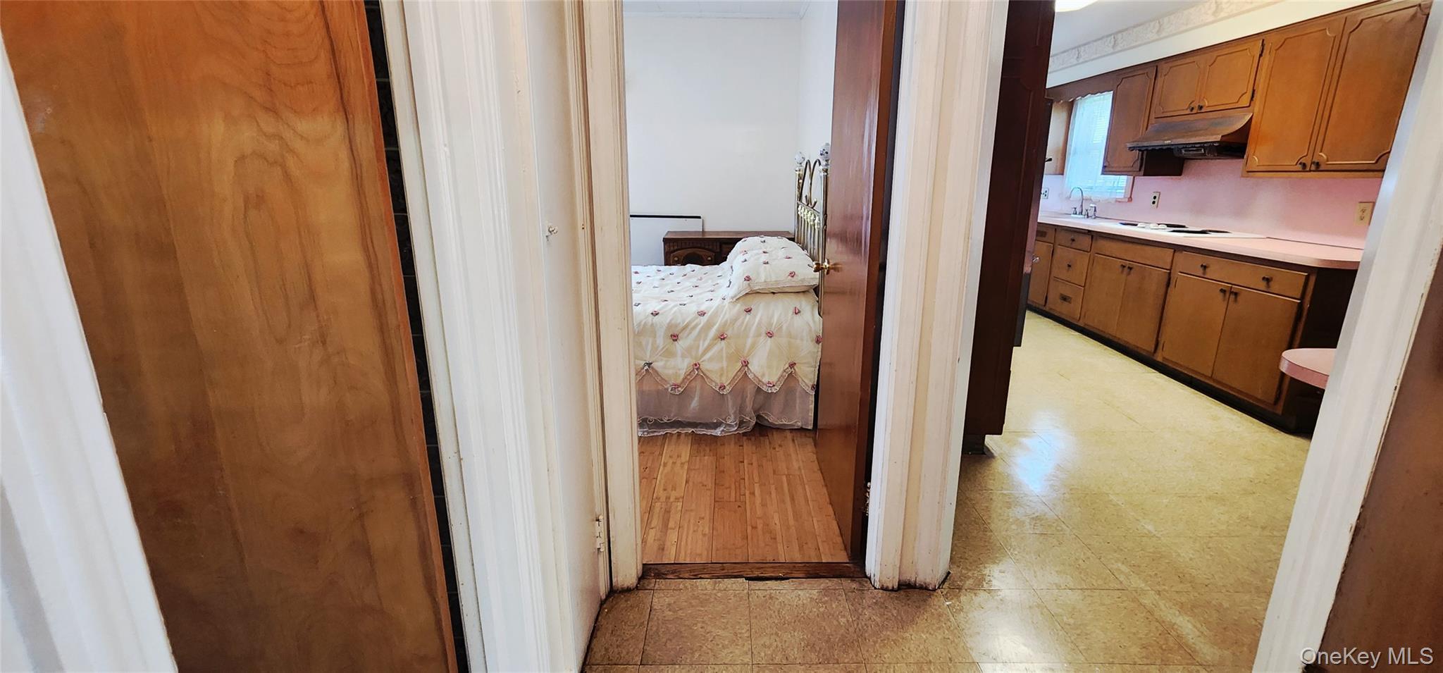 Single Family Sackett Lake  Sullivan County, NY 12701, MLS-984471-22