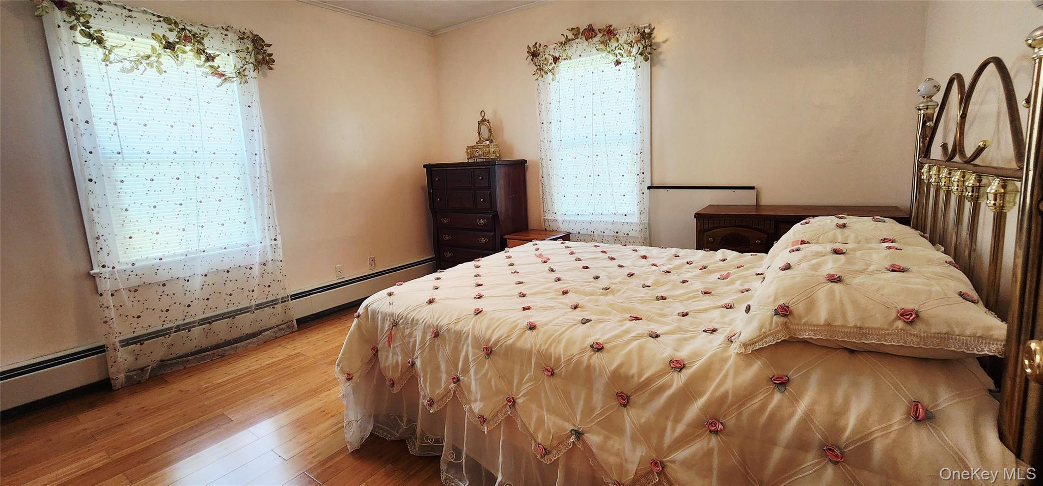 Single Family Sackett Lake  Sullivan County, NY 12701, MLS-984471-25