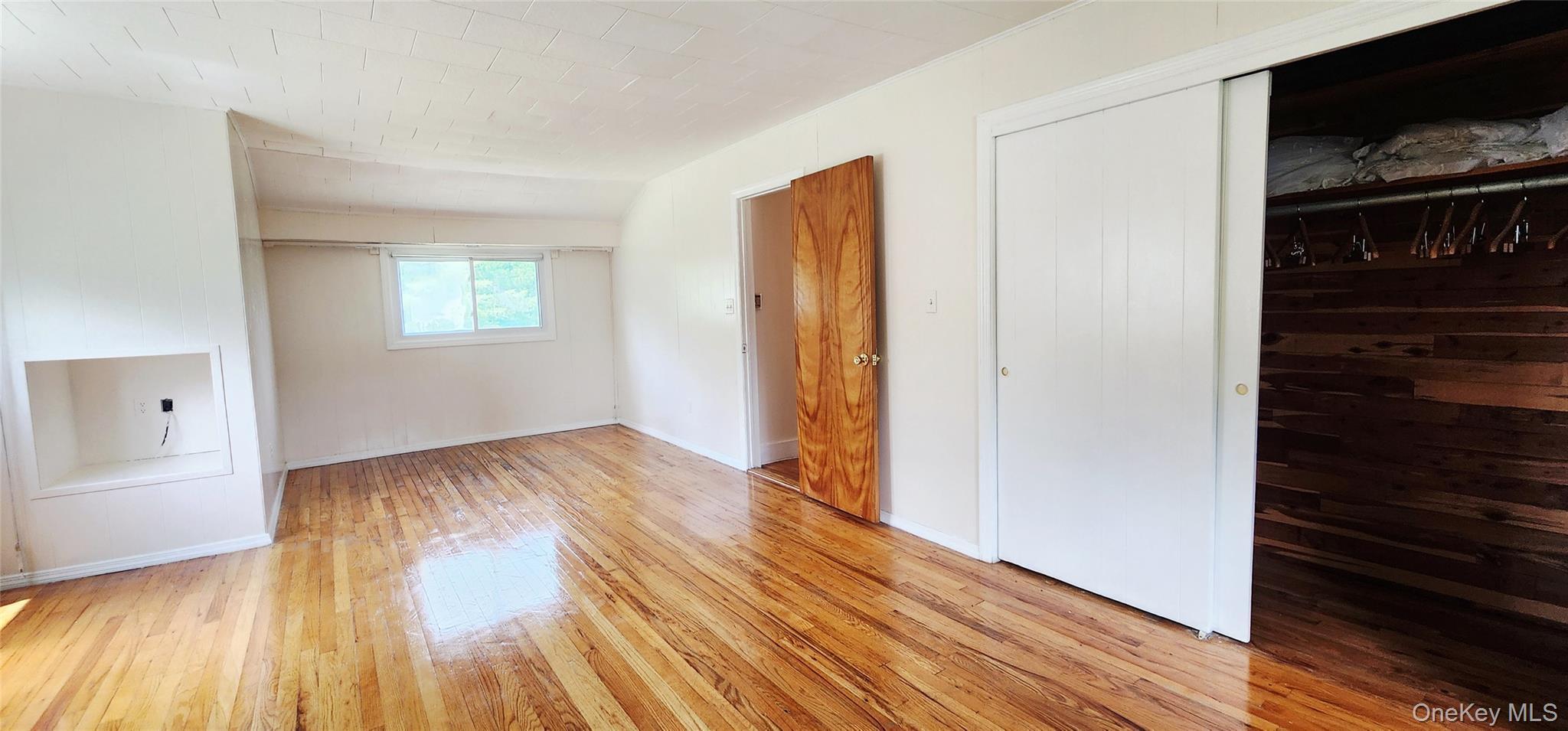 Single Family Sackett Lake  Sullivan County, NY 12701, MLS-984471-32