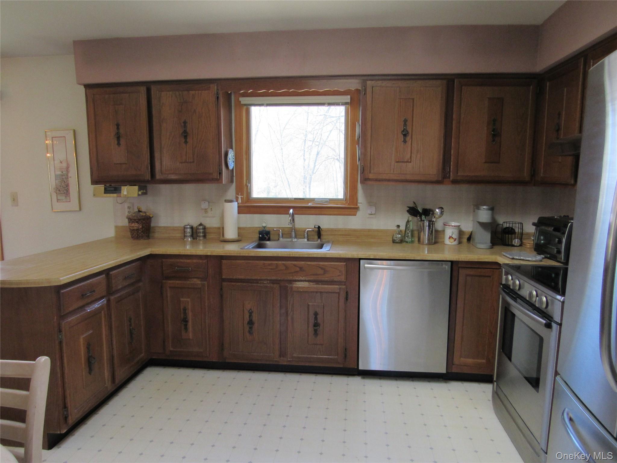 Single Family Hillside  Orange County, NY 10973, MLS-984486-11