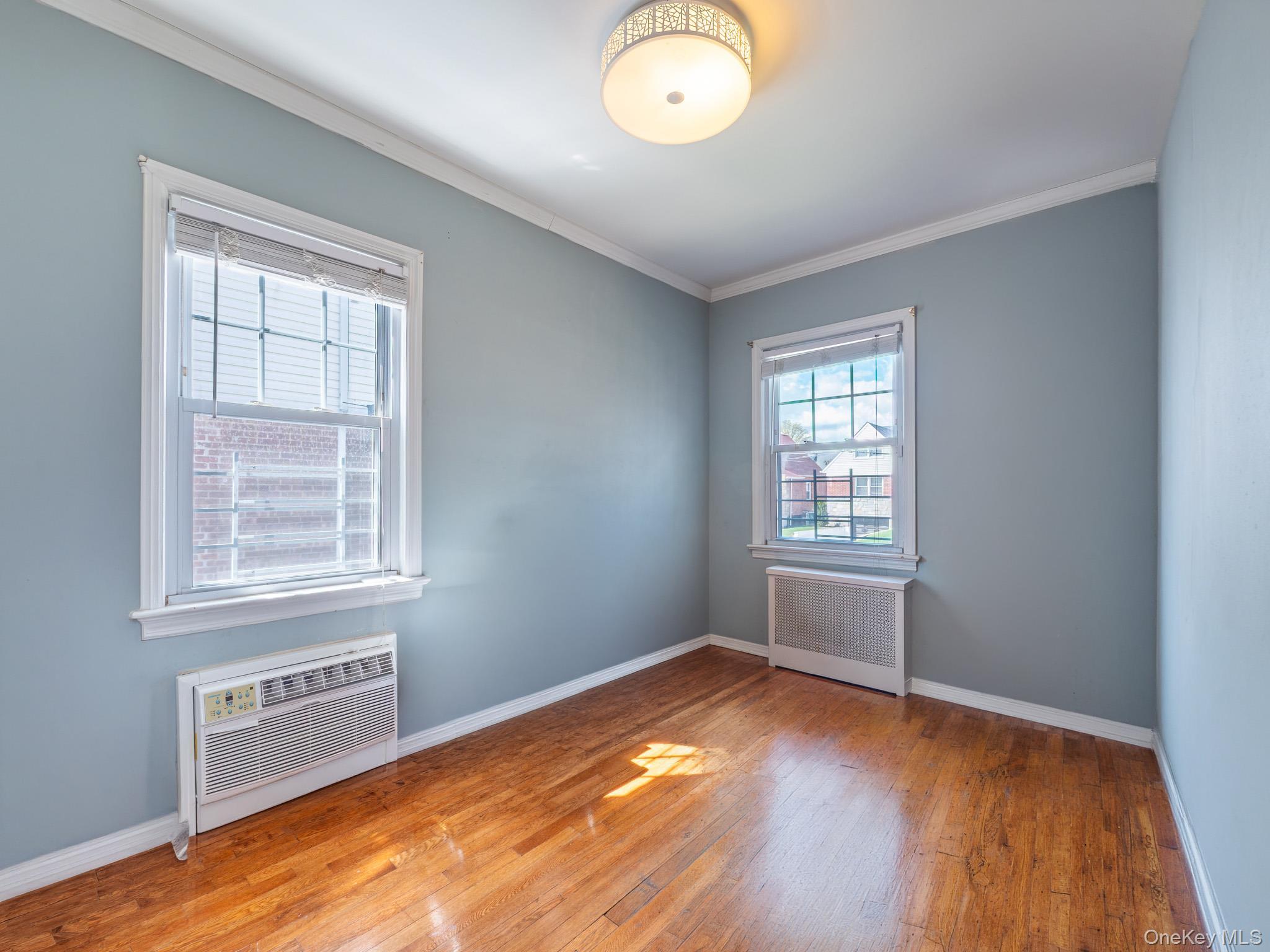 Single Family 167th  Queens, NY 11365, MLS-984500-17