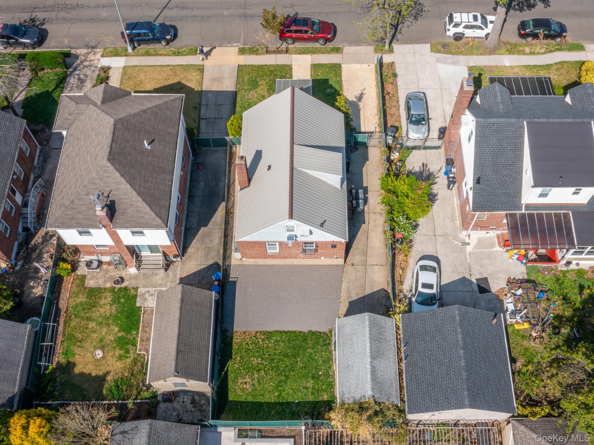 Single Family 167th  Queens, NY 11365, MLS-984500-35
