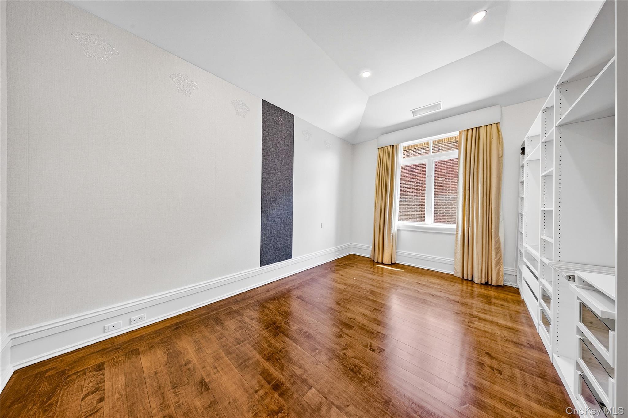 Single Family North Drive  Queens, NY 11357, MLS-984505-17