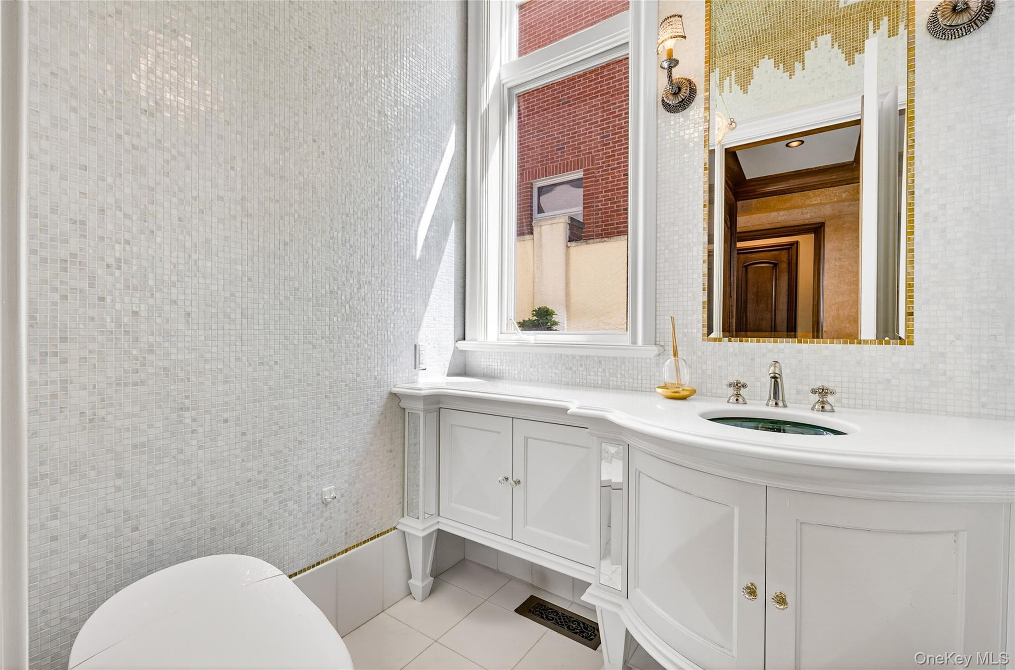 Single Family North Drive  Queens, NY 11357, MLS-984505-24