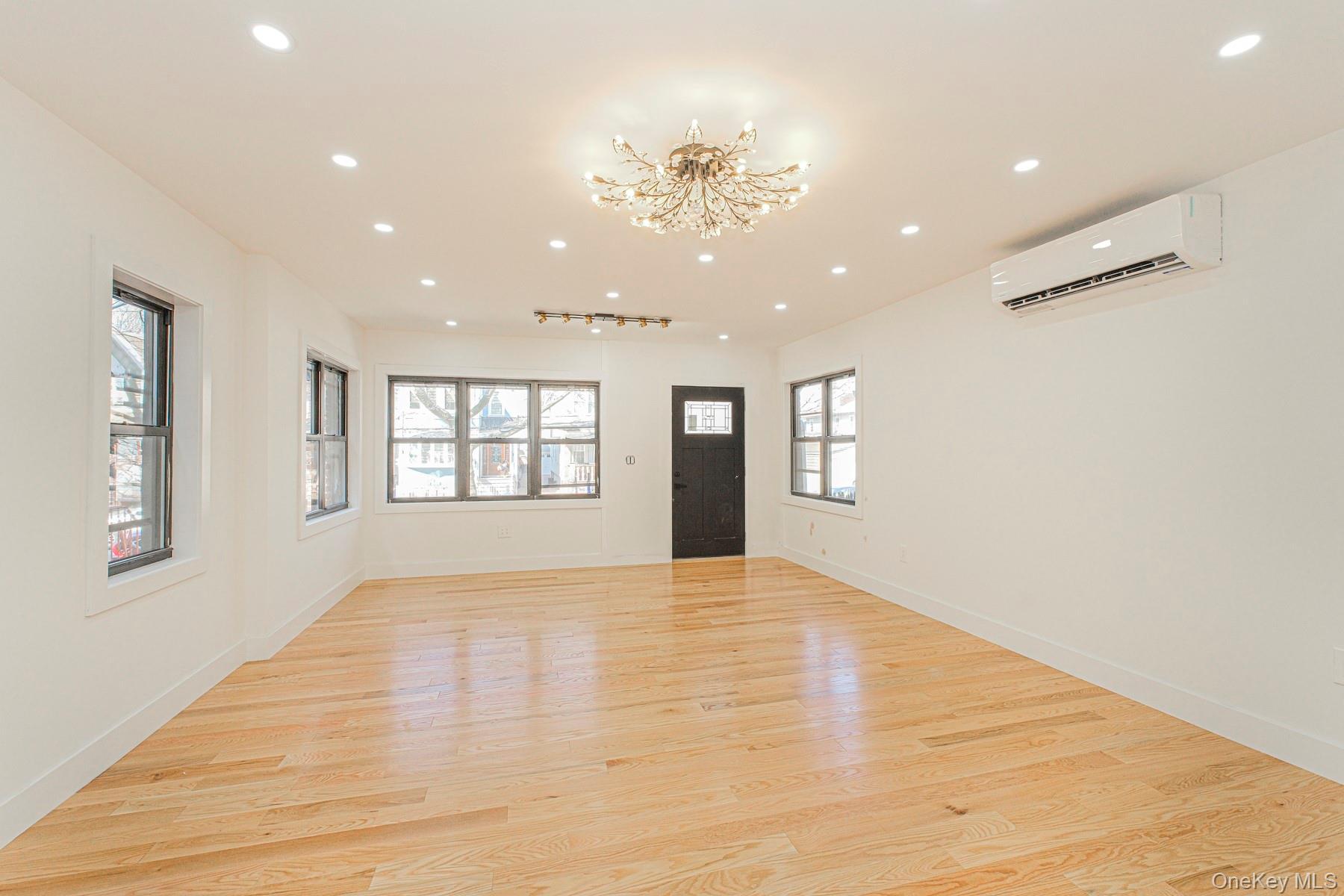 Single Family Brooklyn  Brooklyn, NY 11210, MLS-984518-3