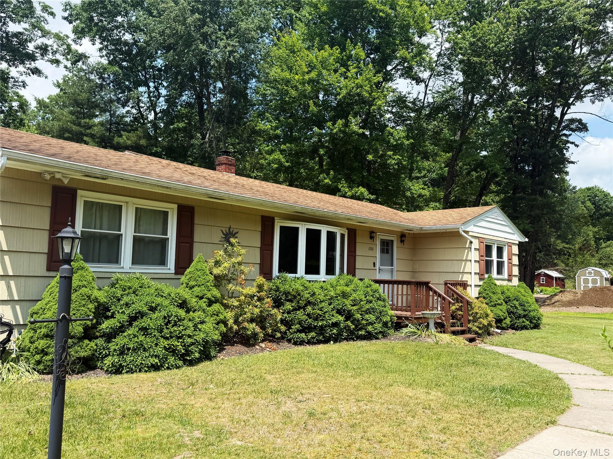 Single Family Sackett Lake Sullivan County, NY 12777, MLS-984523-2