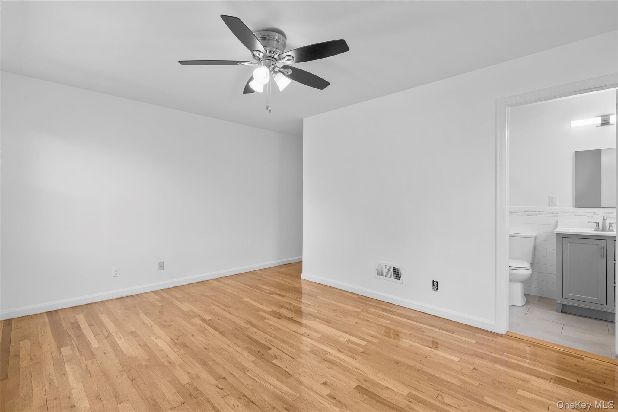 Single Family Rogers Westchester County, NY 10804, MLS-984531-11