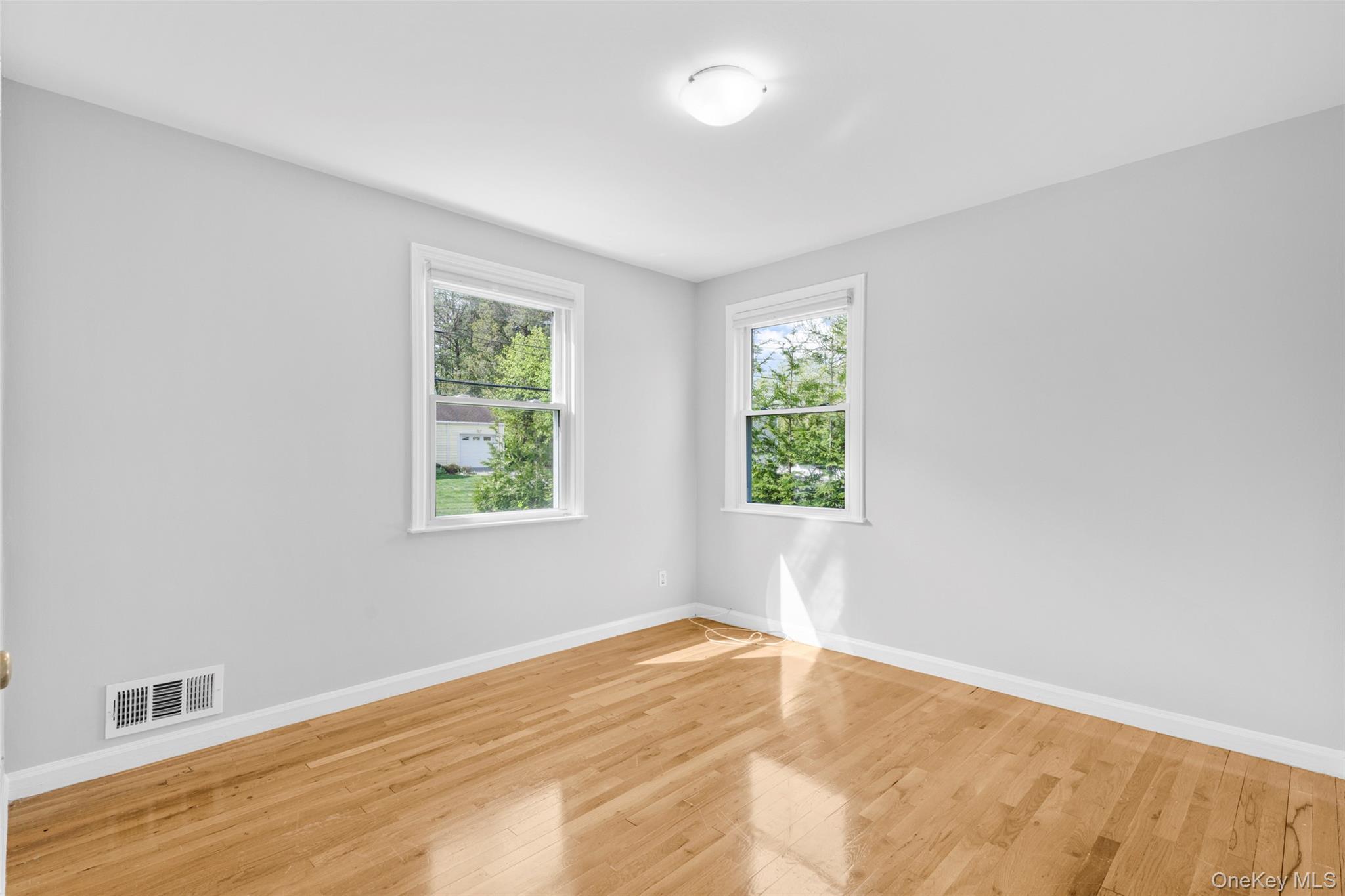 Single Family Rogers Westchester County, NY 10804, MLS-984531-16