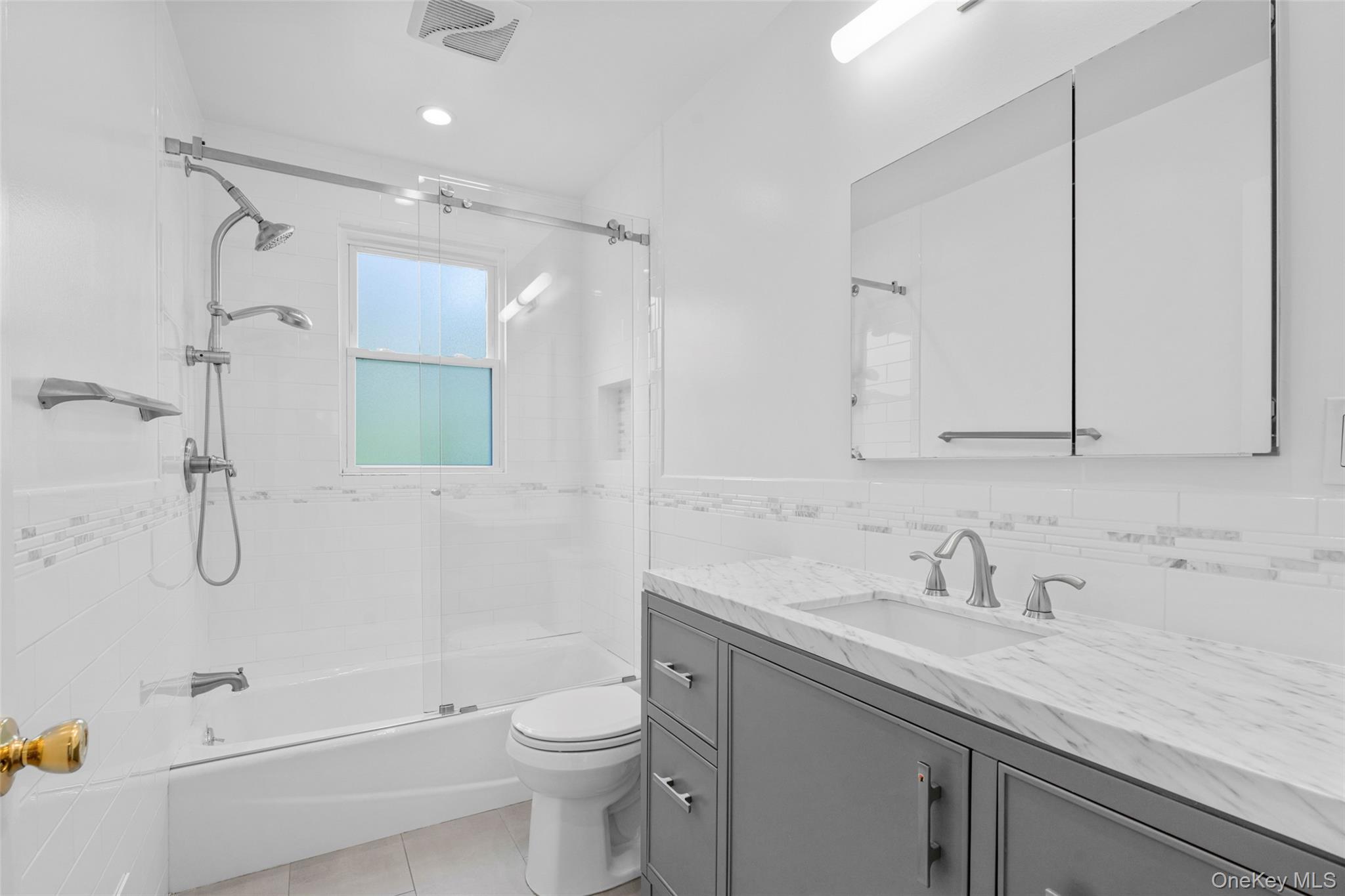 Single Family Rogers Westchester County, NY 10804, MLS-984531-17