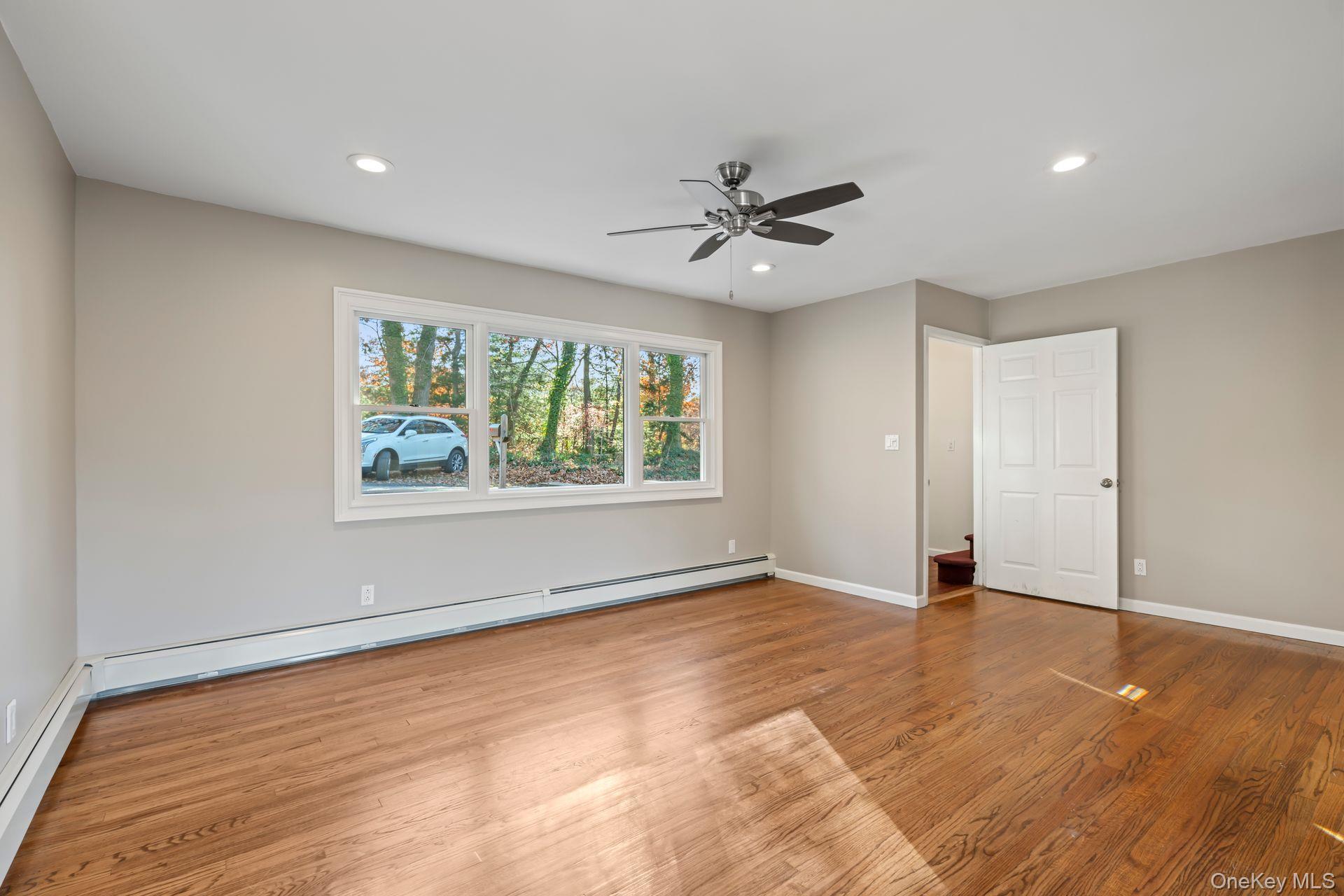Single Family Potter  Suffolk County, NY 11743, MLS-984540-3