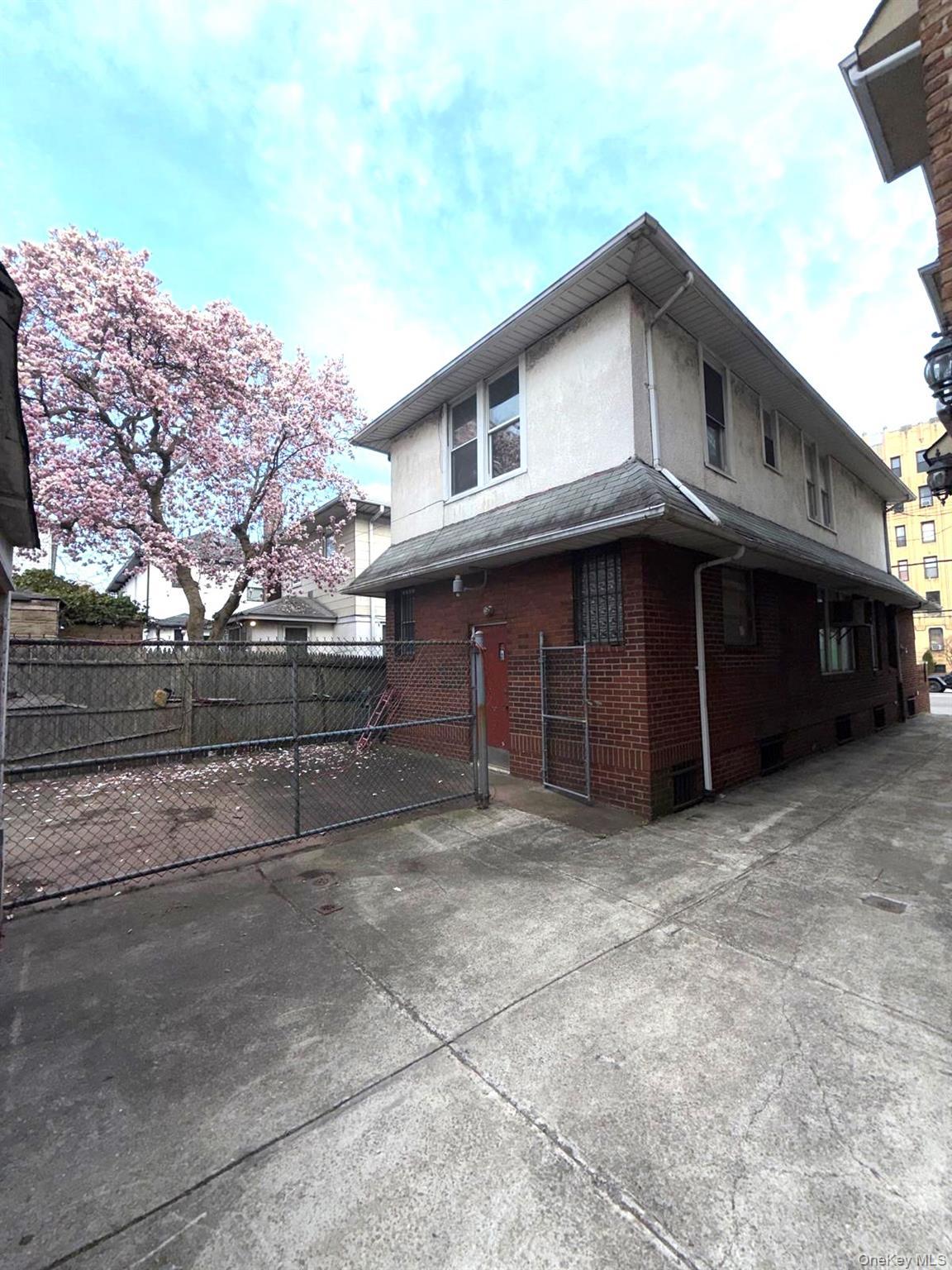 Single Family Avenue P Brooklyn, NY 11229, MLS-984551-2