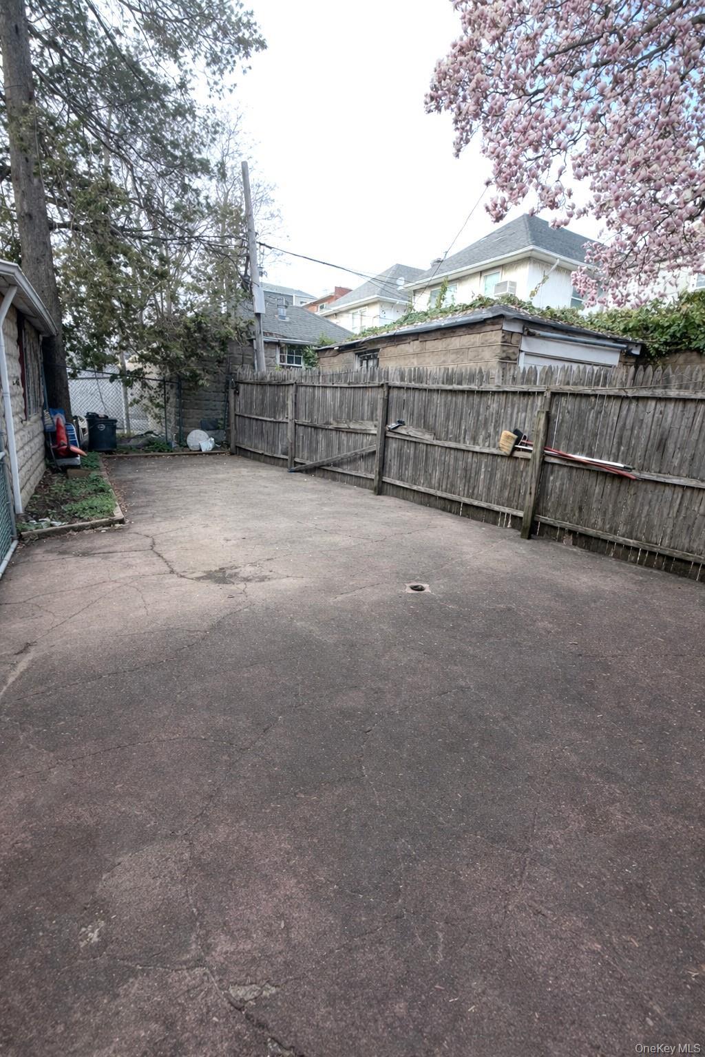 Single Family Avenue P  Brooklyn, NY 11229, MLS-984551-3
