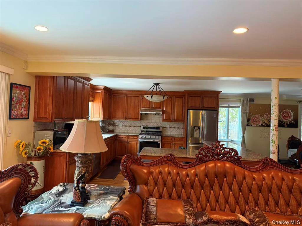 Single Family Riverside Drive Queens, NY 11357, MLS-984555-3