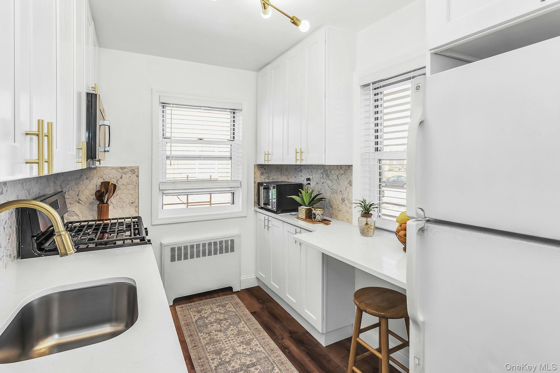 Coop 234th  Queens, NY 11422, MLS-984556-8