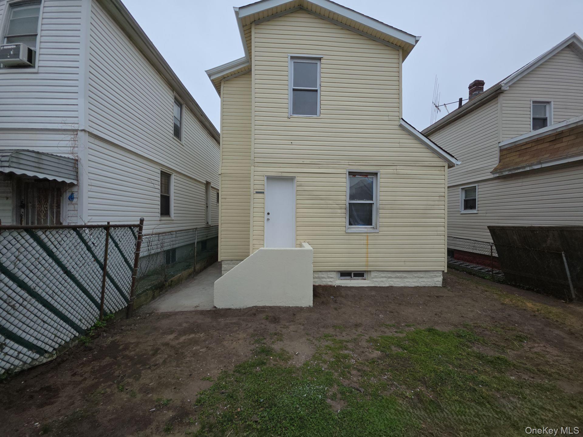 Single Family 153rd  Queens, NY 11434, MLS-984561-22