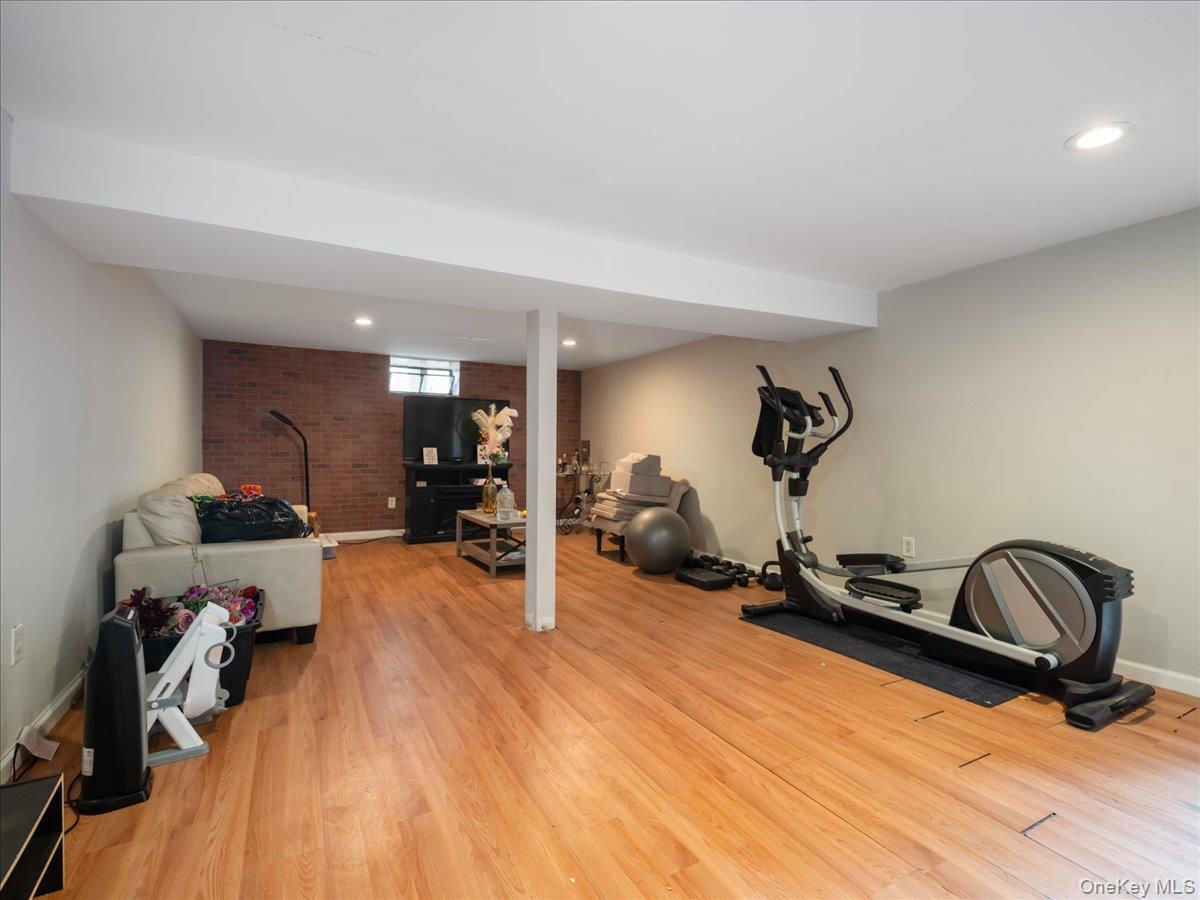 Single Family Maltbie  Rockland County, NY 10901, MLS-984580-20