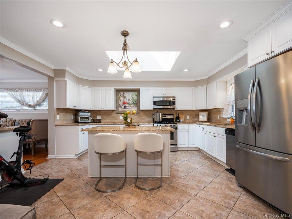 Single Family Maltbie  Rockland County, NY 10901, MLS-984580-9