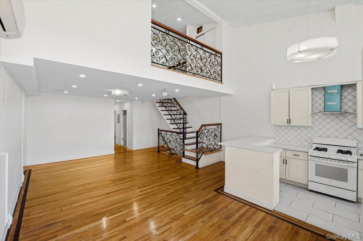Single Family Sutphin Boulevard Queens, NY 11435, MLS-984590-7