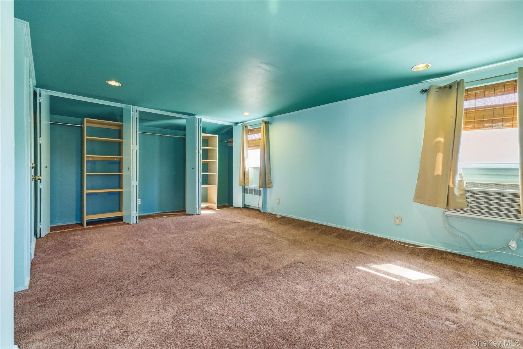 Single Family Thompson  Nassau County, NY 11572, MLS-984591-21