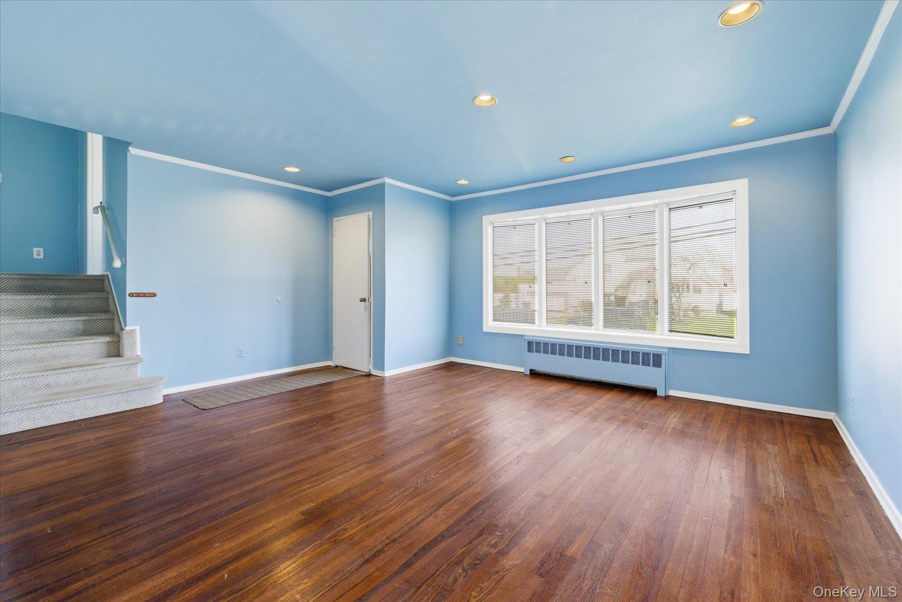 Single Family Thompson  Nassau County, NY 11572, MLS-984591-6
