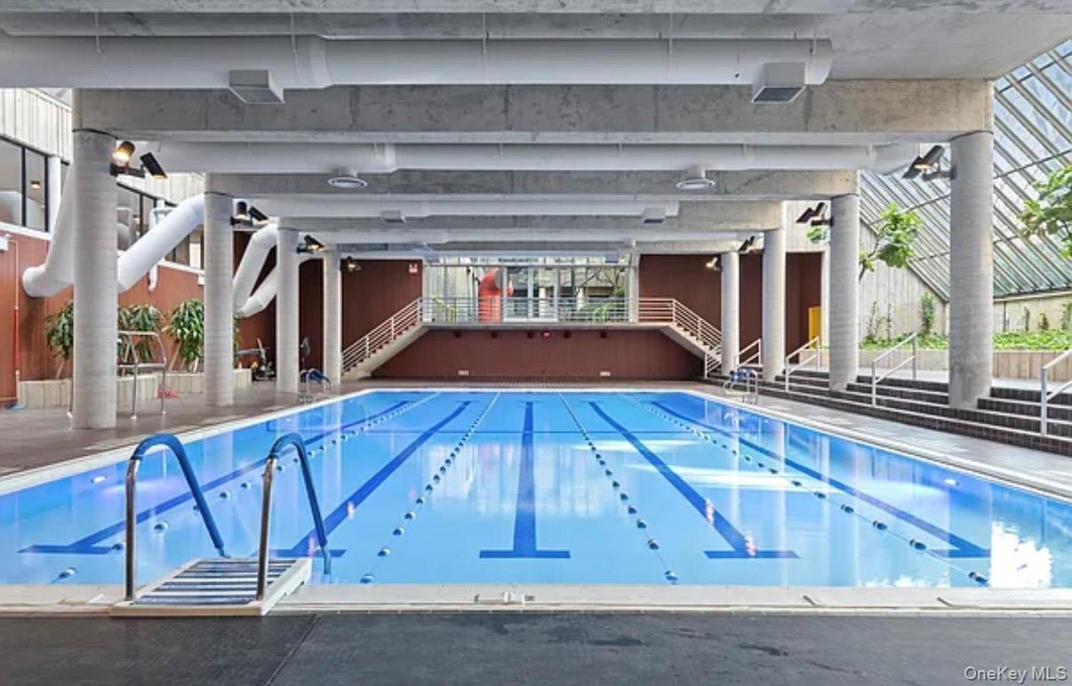 Coop Main  Manhattan, NY 10044, MLS-984595-4