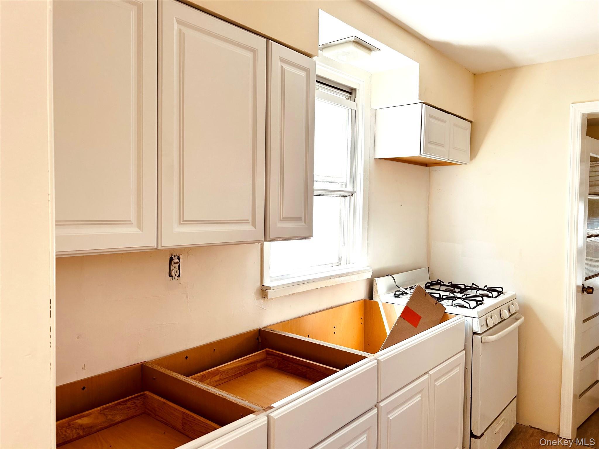 Single Family 126th Street  Queens, NY 11420, MLS-984605-8