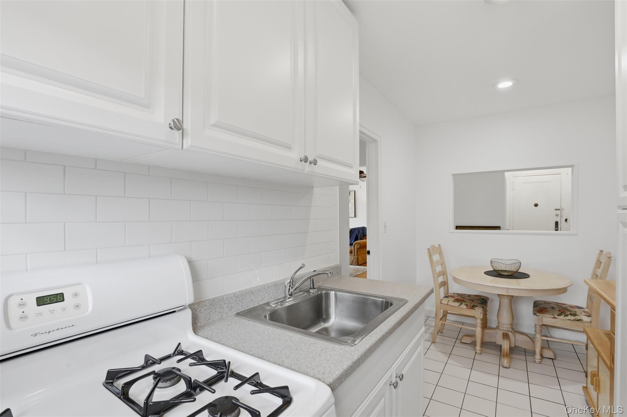 Coop Martling Avenue  Westchester County, NY 10591, MLS-984616-7