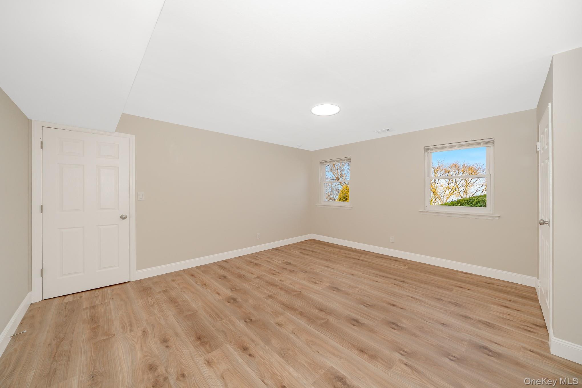 Condo Artist Lake Suffolk County, NY 11953, MLS-984624-14