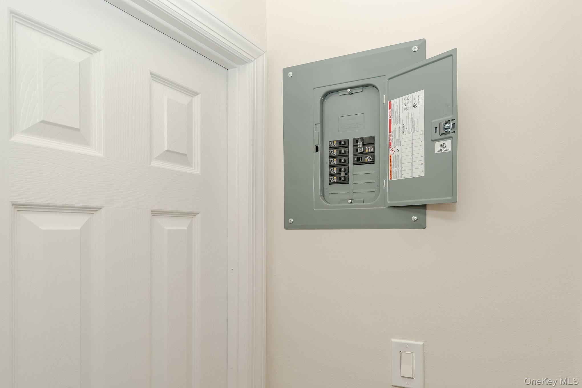 Condo Artist Lake Suffolk County, NY 11953, MLS-984624-20