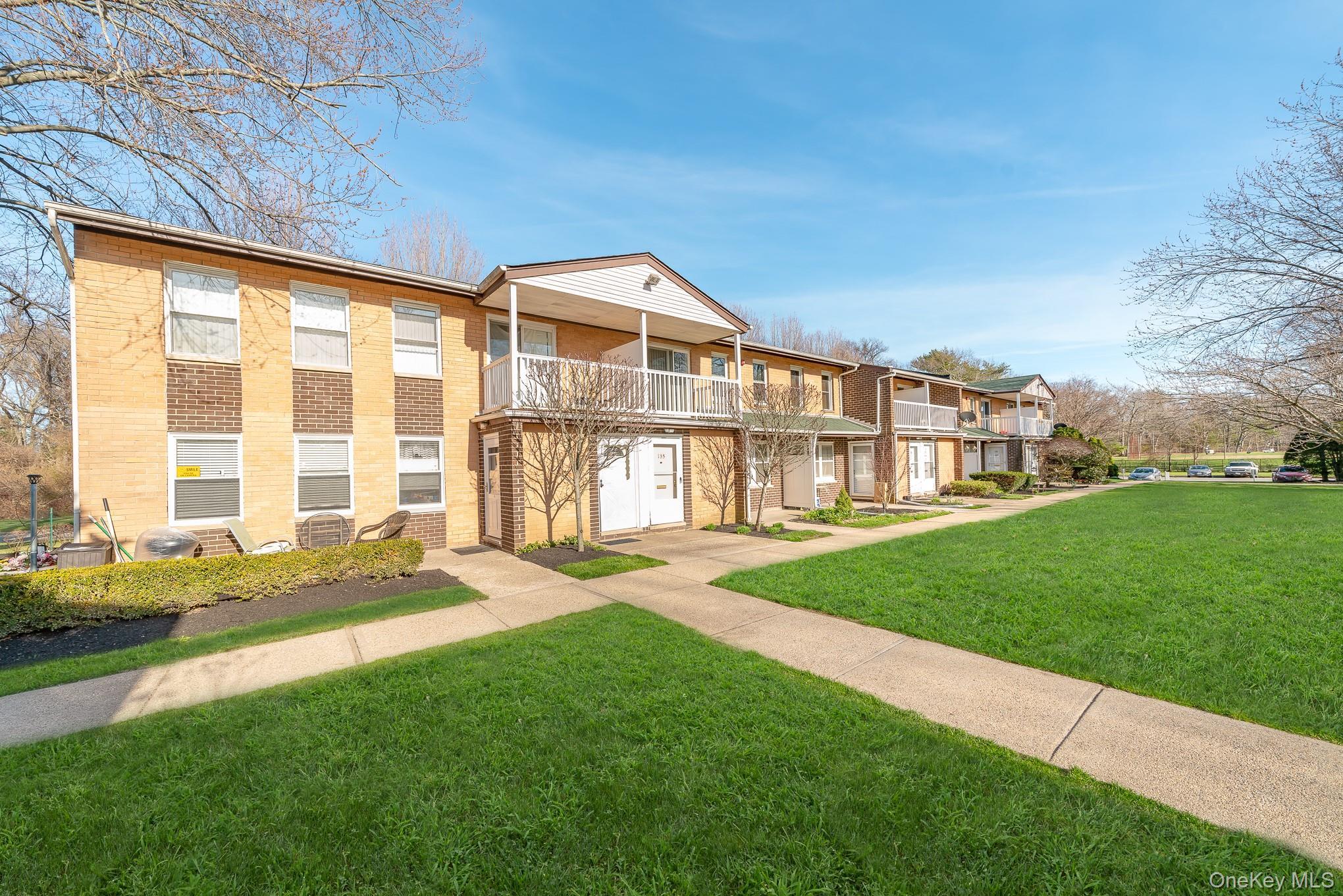 Condo Artist Lake  Suffolk County, NY 11953, MLS-984624-24