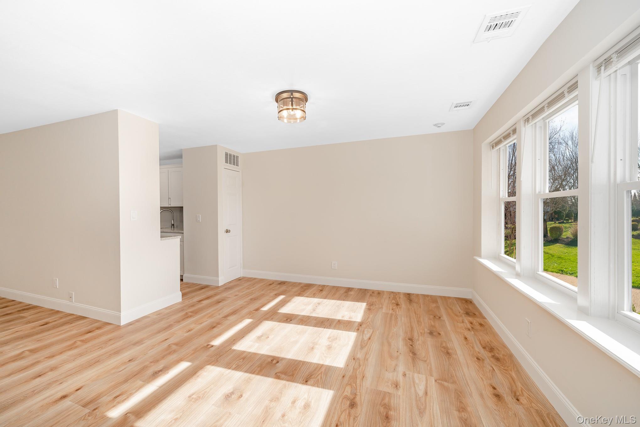 Condo Artist Lake Suffolk County, NY 11953, MLS-984624-3