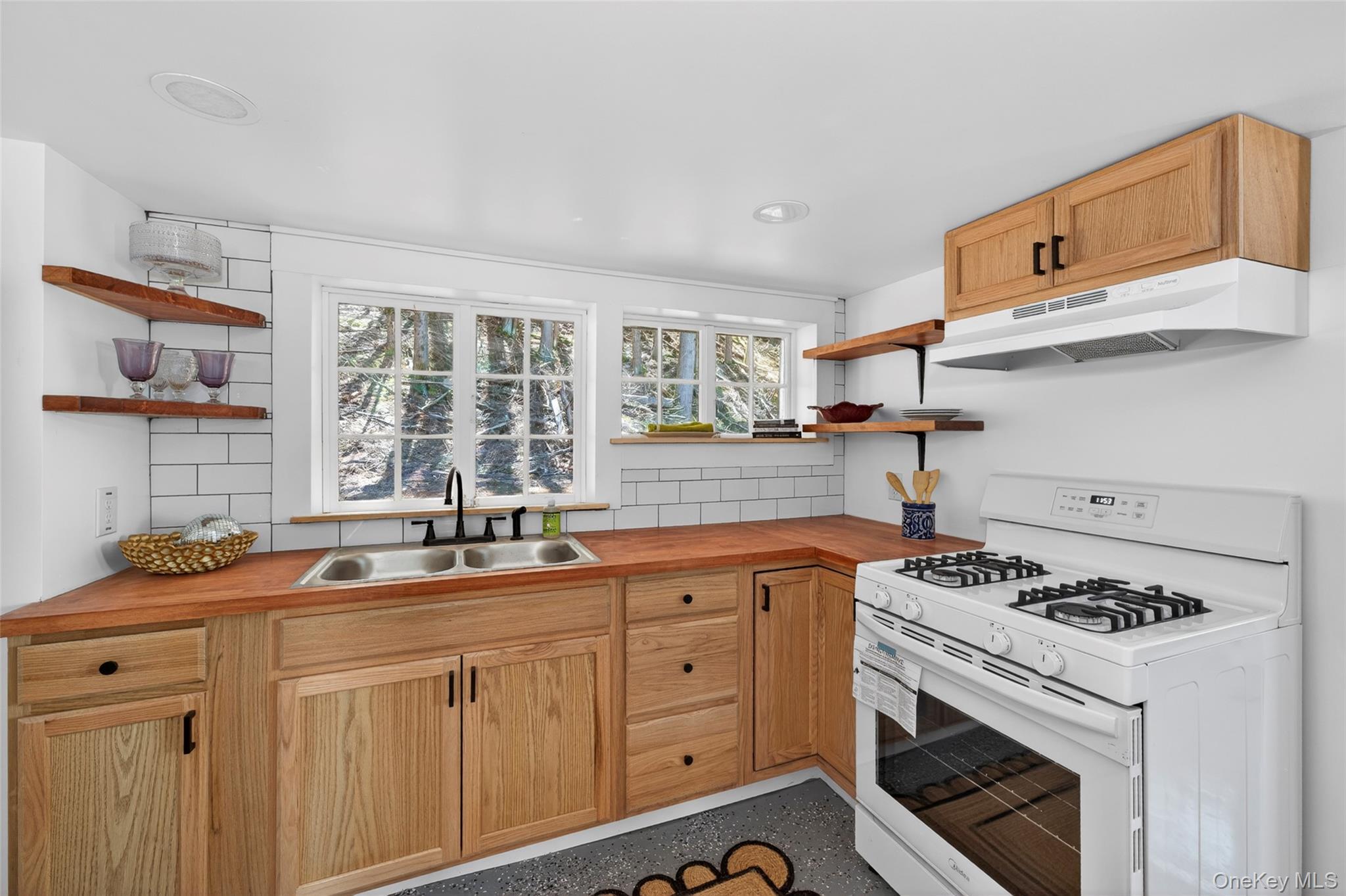 Single Family Highland Lake  Sullivan County, NY 12732, MLS-984626-13